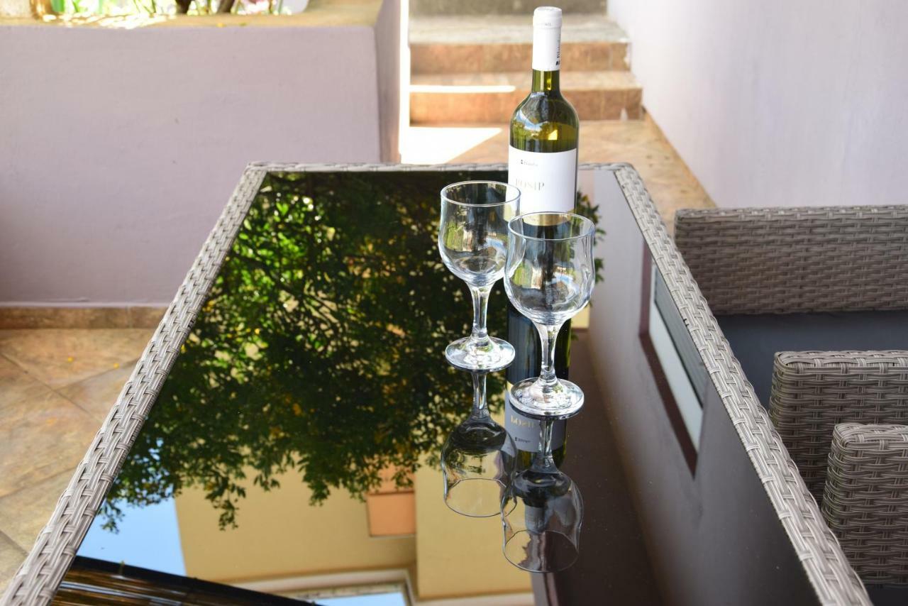 Apartman Ana Apartment Sali Exterior photo